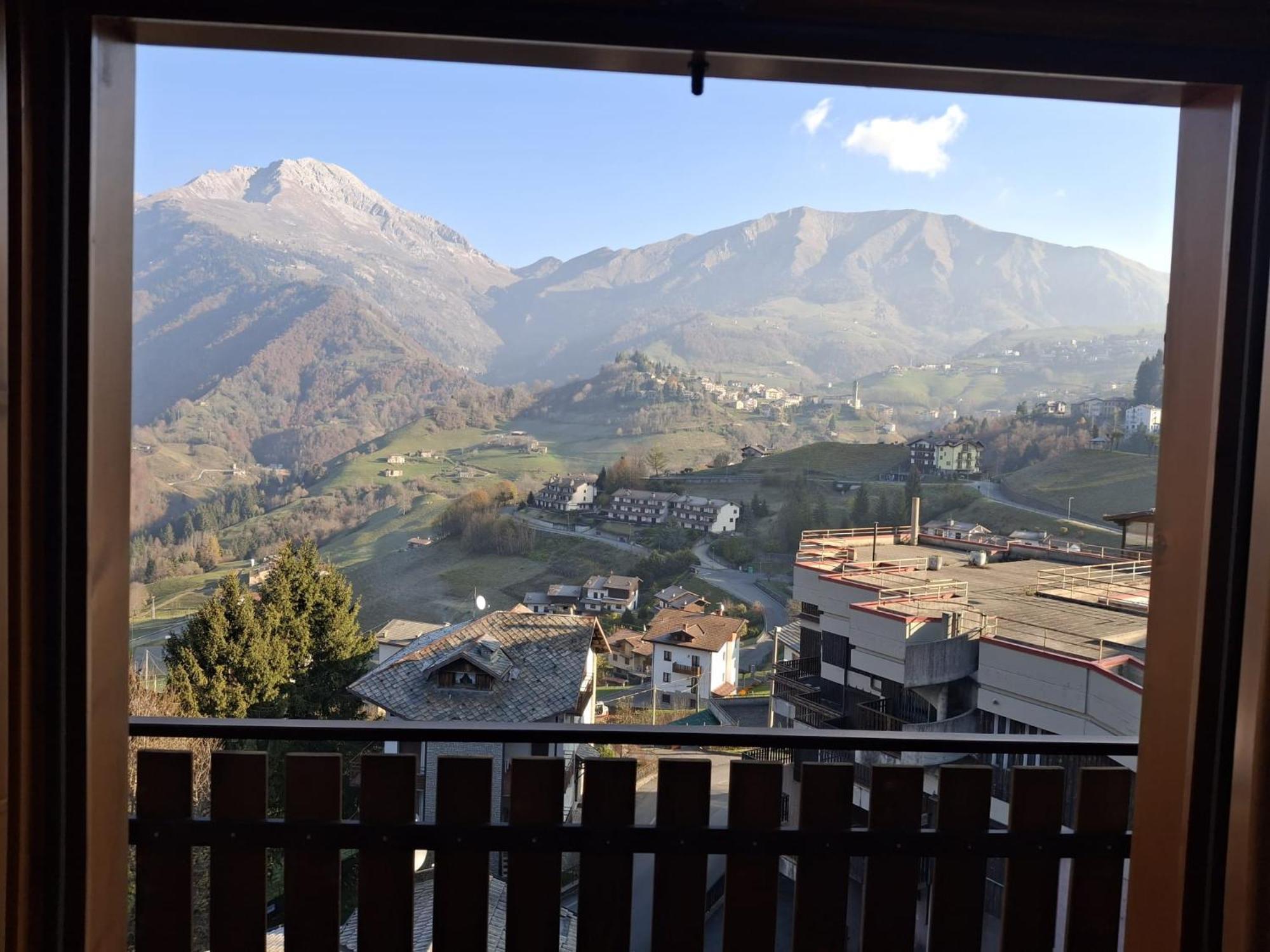 Donizetti Apartment Di Manenti Andrea Oltre il Colle Dış mekan fotoğraf